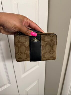 Coach Brown Signature Canvas Zip Card Case with Black Stripe
